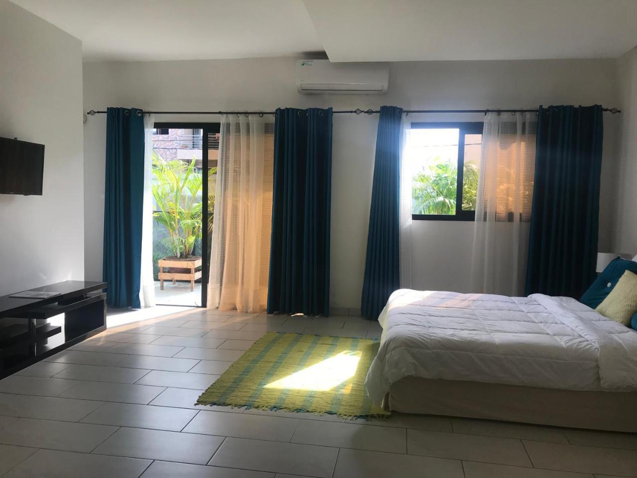 Residence Awale Abidjan Luaran gambar